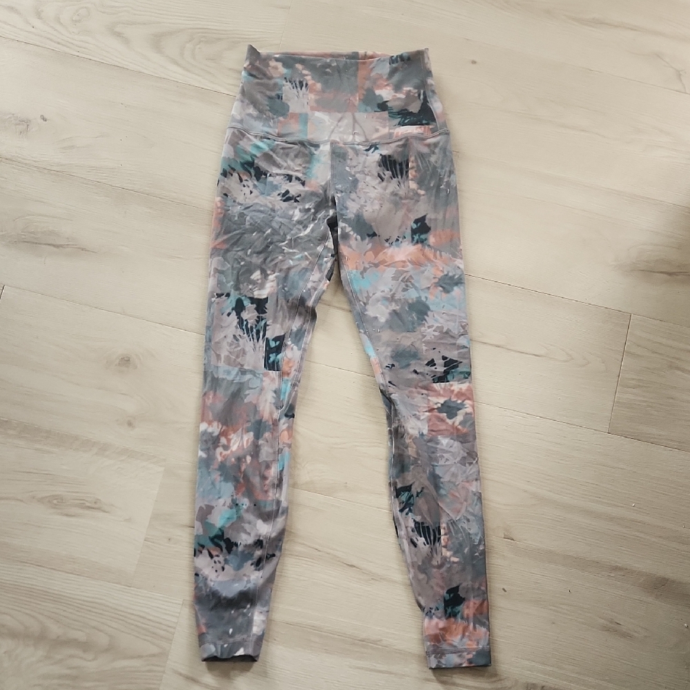 Lululemon Align 28" Size 6 SHR